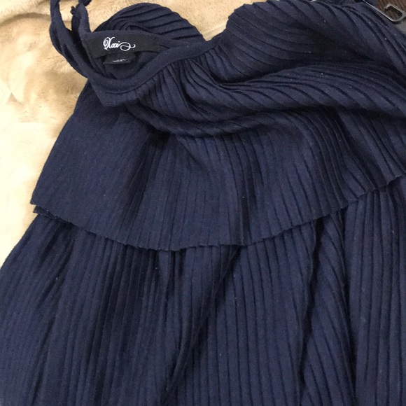 Navy top by Xai. Size Large - Picture 7 of 8